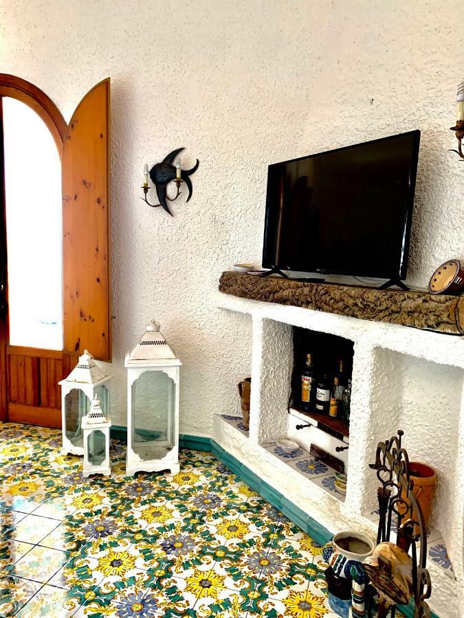 Villa Anna Agnone Bagni Exterior photo